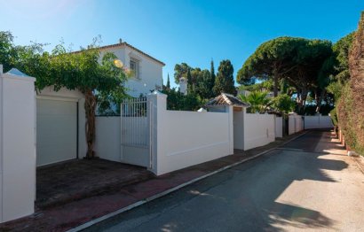 Resale - House - Detached Villa - Marbella - Artola