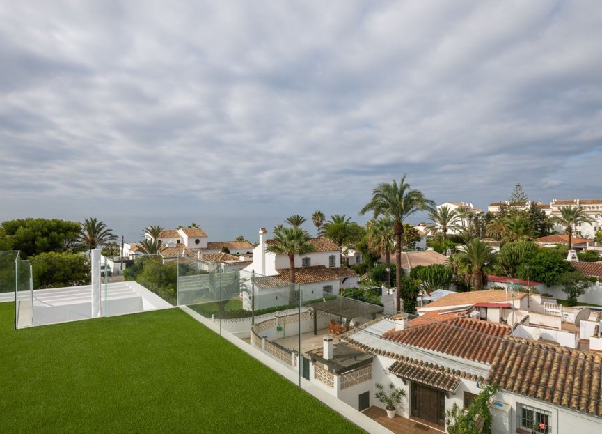 Resale - House - Detached Villa - Marbella - Marbesa