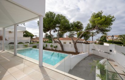 Resale - House - Detached Villa - Marbella - Marbesa