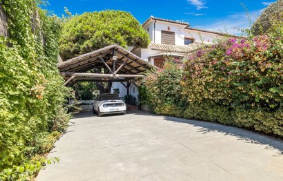 Resale - House - Detached Villa - Marbella - Marbesa