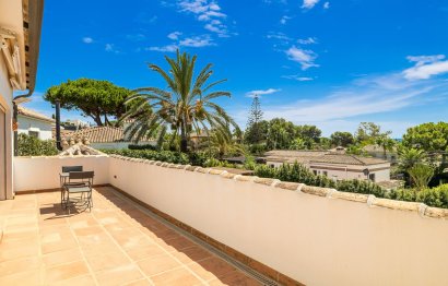 Resale - House - Detached Villa - Marbella - Marbesa