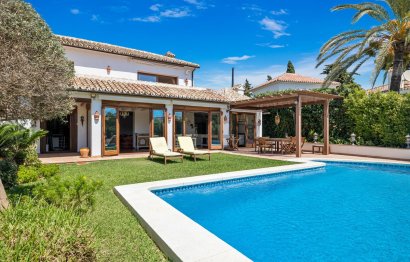 Resale - House - Detached Villa - Marbella - Marbesa