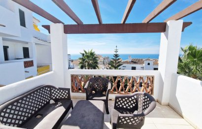 Resale - Apartment - Middle Floor Apartment - Benalmádena - Benalmadena Costa