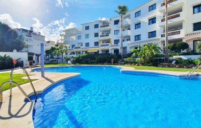 Resale - Apartment - Middle Floor Apartment - Benalmádena - Benalmadena Costa