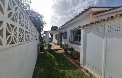 Reventa - House - Detached Villa - Benalmádena - Benalmadena Centro