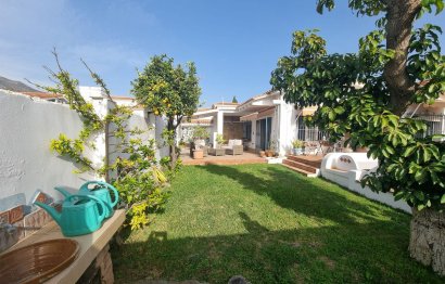 Reventa - House - Detached Villa - Benalmádena - Benalmadena Centro