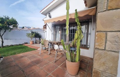 Reventa - House - Detached Villa - Benalmádena - Benalmadena Centro