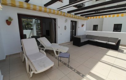 Resale - Apartment - Middle Floor Apartment - Marbella - Puerto Banús