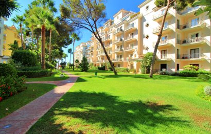 Resale - Apartment - Middle Floor Apartment - Marbella - Puerto Banús