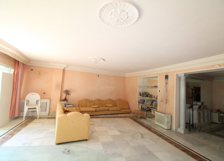 Resale - House - Detached Villa - Marbella - The Golden Mile