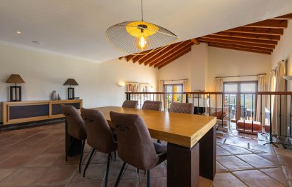 Resale - House - Detached Villa - Benahavís - Benahavís Centro