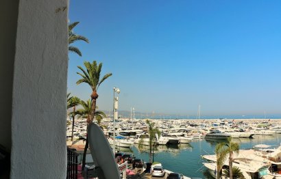 Resale - Apartment - Middle Floor Apartment - Marbella - Puerto Banús