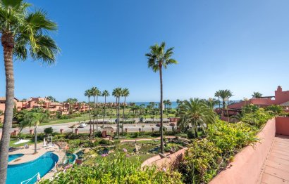 Resale - Apartment - Penthouse - Estepona - New Golden Mile