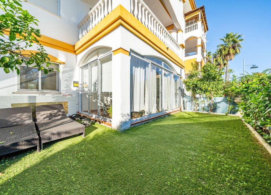 Resale - Apartment - Ground Floor Apartment - Marbella - Nueva Andalucia