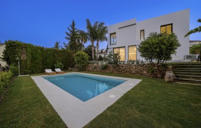 Reventa - House - Detached Villa - Marbella - Nueva Andalucia