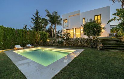 Reventa - House - Detached Villa - Marbella - Nueva Andalucia