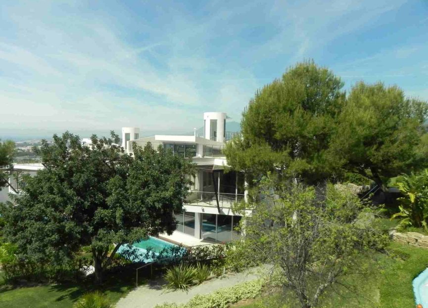 Resale - House - Semi-Detached House - Marbella - Sierra Blanca