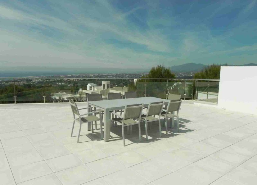 Resale - House - Semi-Detached House - Marbella - Sierra Blanca