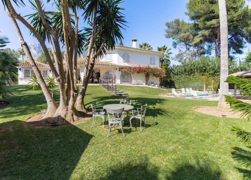 Resale - House - Detached Villa - Marbella - Nagüeles