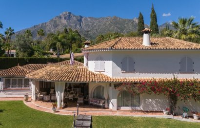 Reventa - House - Detached Villa - Marbella - Nagüeles