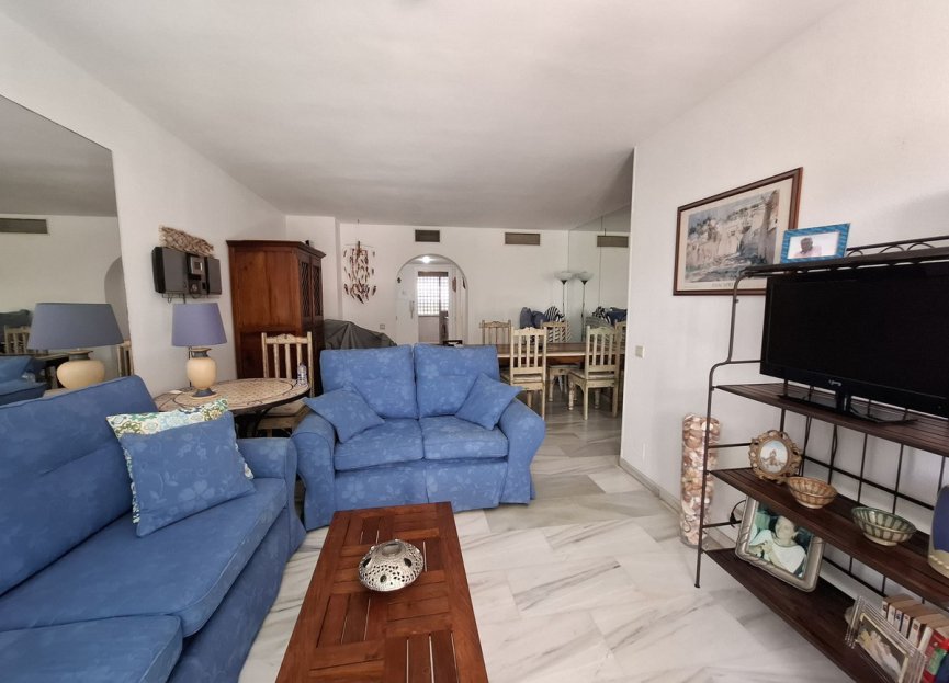 Resale - Apartment - Middle Floor Apartment - Marbella - Puerto Banús