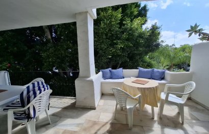 Resale - Apartment - Middle Floor Apartment - Marbella - Puerto Banús