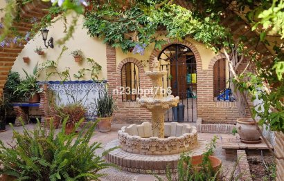 Resale - House - Detached Villa - Marbella - Cortijo Blanco