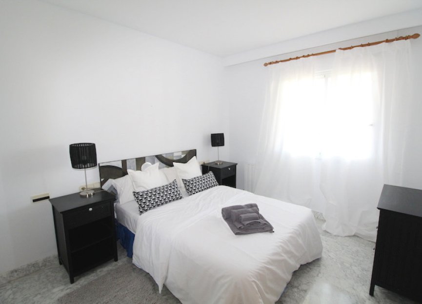 Resale - Apartment - Penthouse - Marbella - Puerto Banús