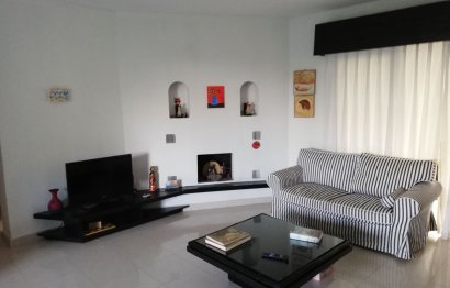 Resale - Apartment - Middle Floor Apartment - Marbella - Puerto Banús