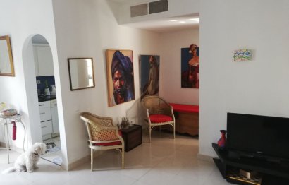 Resale - Apartment - Middle Floor Apartment - Marbella - Puerto Banús