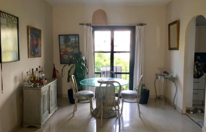 Resale - Apartment - Middle Floor Apartment - Marbella - Puerto Banús