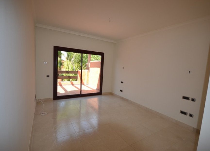 Reventa - House - Semi-Detached House - Marbella - The Golden Mile