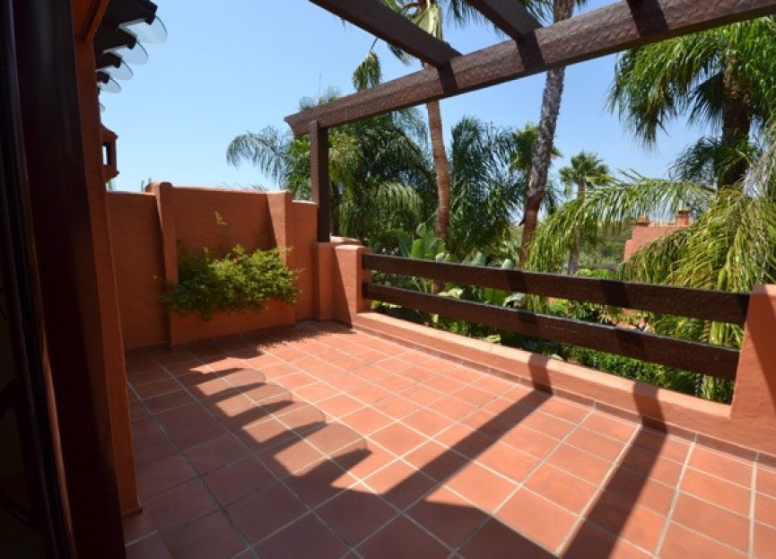 Reventa - House - Semi-Detached House - Marbella - The Golden Mile