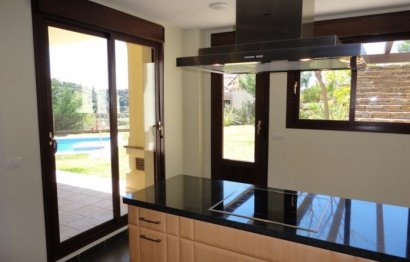 Reventa - House - Detached Villa - Benahavís - Los Arqueros