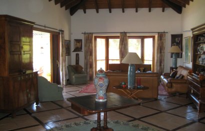 Resale - House - Detached Villa - Benahavís - Benahavís Centro