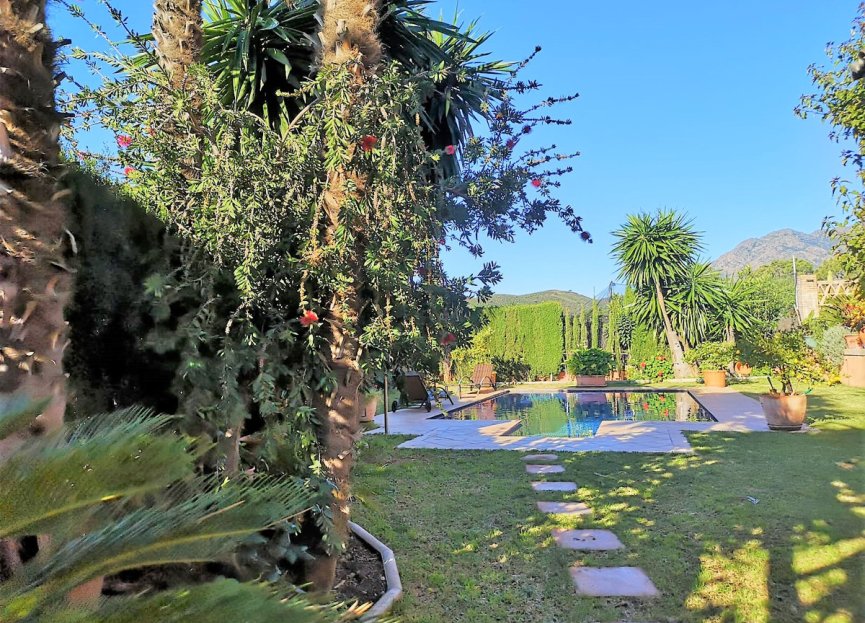 Resale - House - Detached Villa - Estepona - New Golden Mile