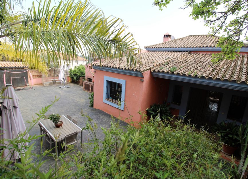 Resale - House - Detached Villa - Estepona - New Golden Mile