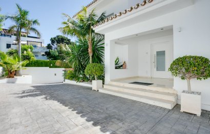 Resale - House - Detached Villa - Estepona - New Golden Mile