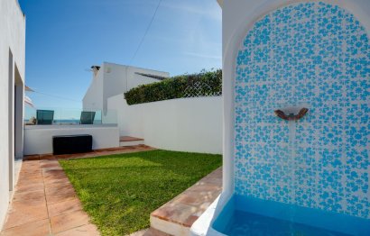 Resale - House - Detached Villa - Estepona - Estepona Centro