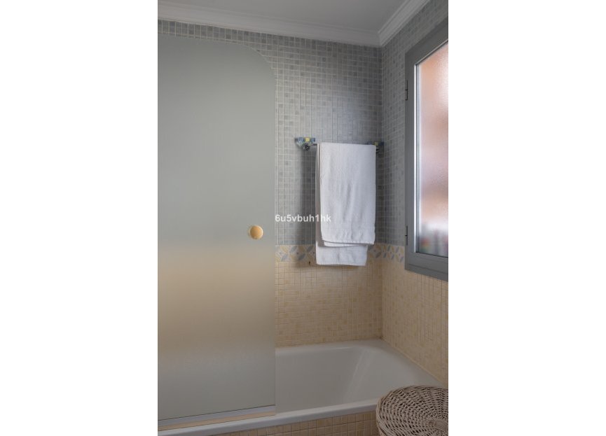 Resale - Apartment - Middle Floor Apartment - Fuengirola - Fuengirola Centro