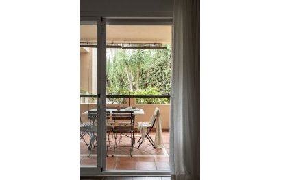 Resale - Apartment - Ground Floor Apartment - Marbella