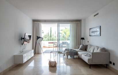 Resale - Apartment - Ground Floor Apartment - Marbella - Aloha