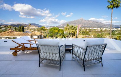 Reventa - House - Detached Villa - Marbella - Nueva Andalucia