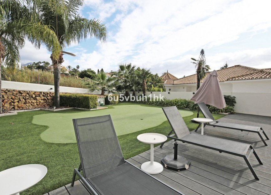 Resale - House - Detached Villa - Marbella - Nueva Andalucia