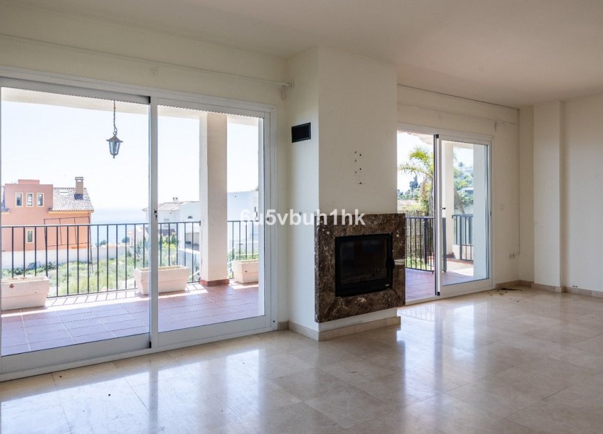 Resale - House - Detached Villa - Benalmádena - Benalmadena Centro