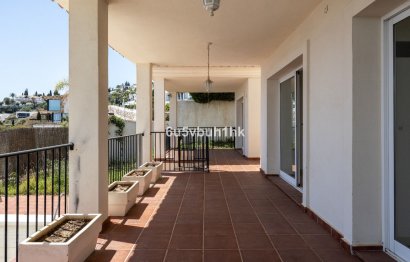 Resale - House - Detached Villa - Benalmádena - Benalmadena Centro