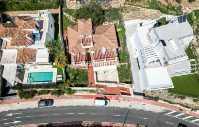 Resale - House - Detached Villa - Benalmádena - Benalmadena Centro