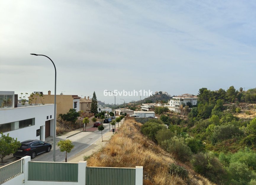 Resale - House - Detached Villa - Benalmádena - Benalmadena Centro