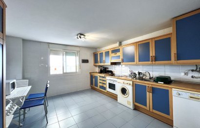 Resale - Apartment - Top Floor Apartment - Marbella - Nueva Andalucia