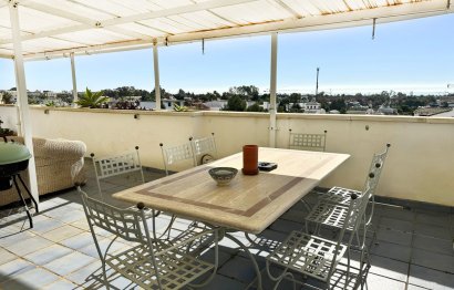 Resale - Apartment - Top Floor Apartment - Marbella - Nueva Andalucia